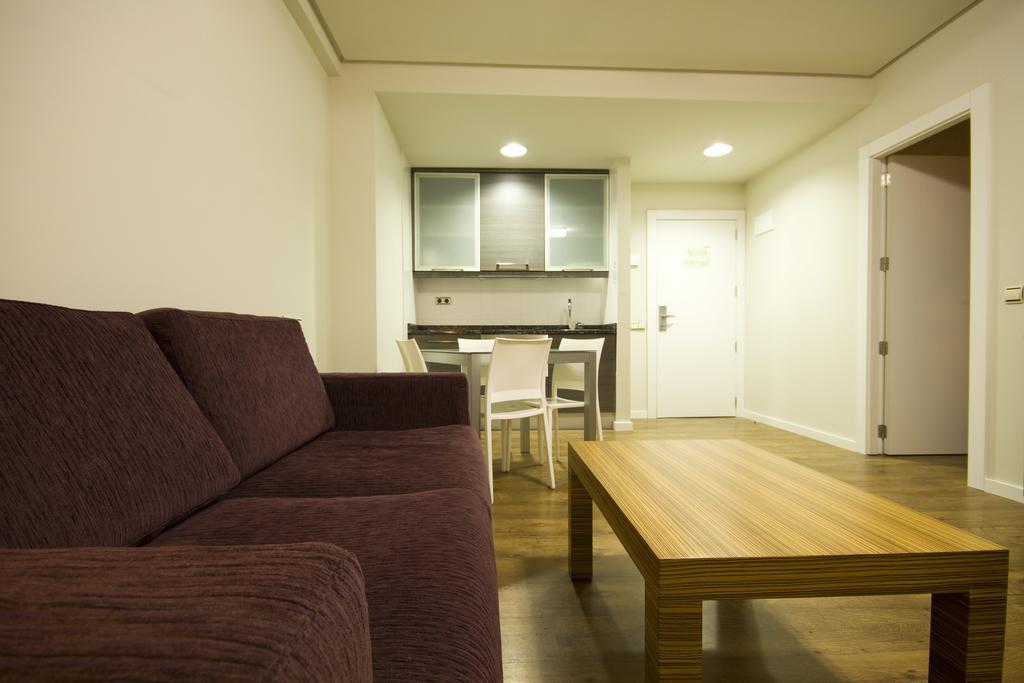 Hotel Y Apartamentos Snoe Isaba Εξωτερικό φωτογραφία