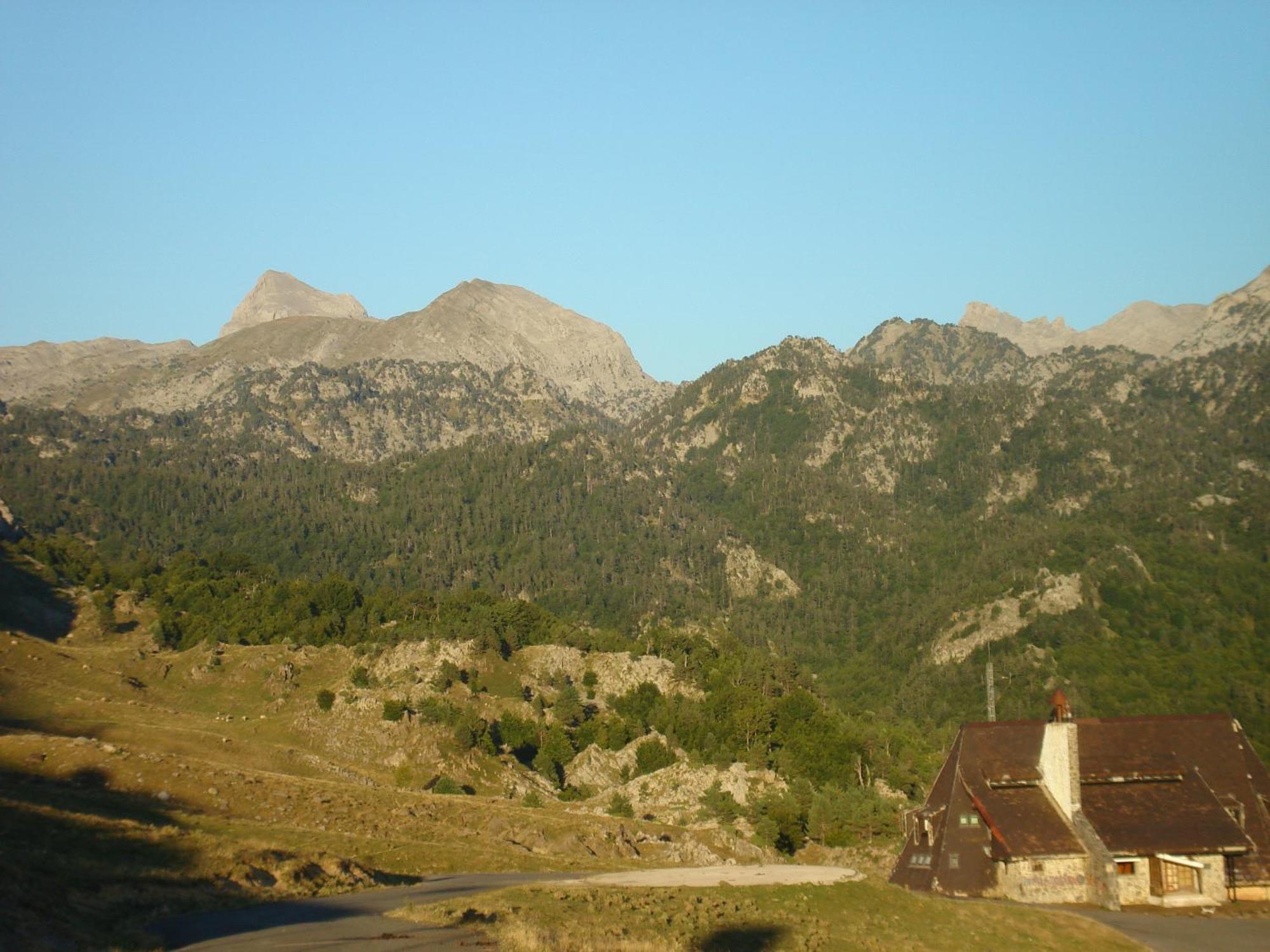 Hotel Y Apartamentos Snoe Isaba Εξωτερικό φωτογραφία