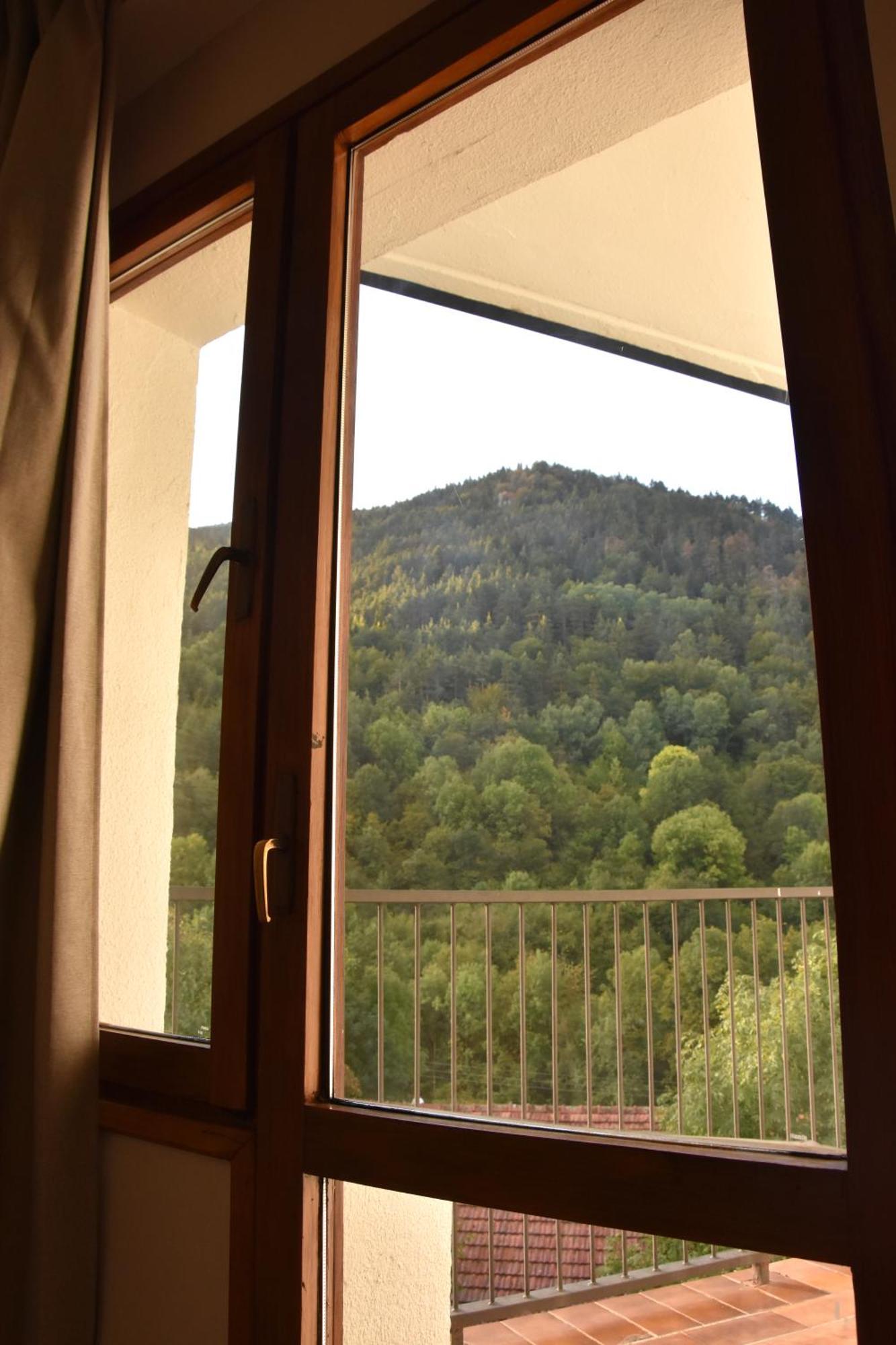 Hotel Y Apartamentos Snoe Isaba Εξωτερικό φωτογραφία