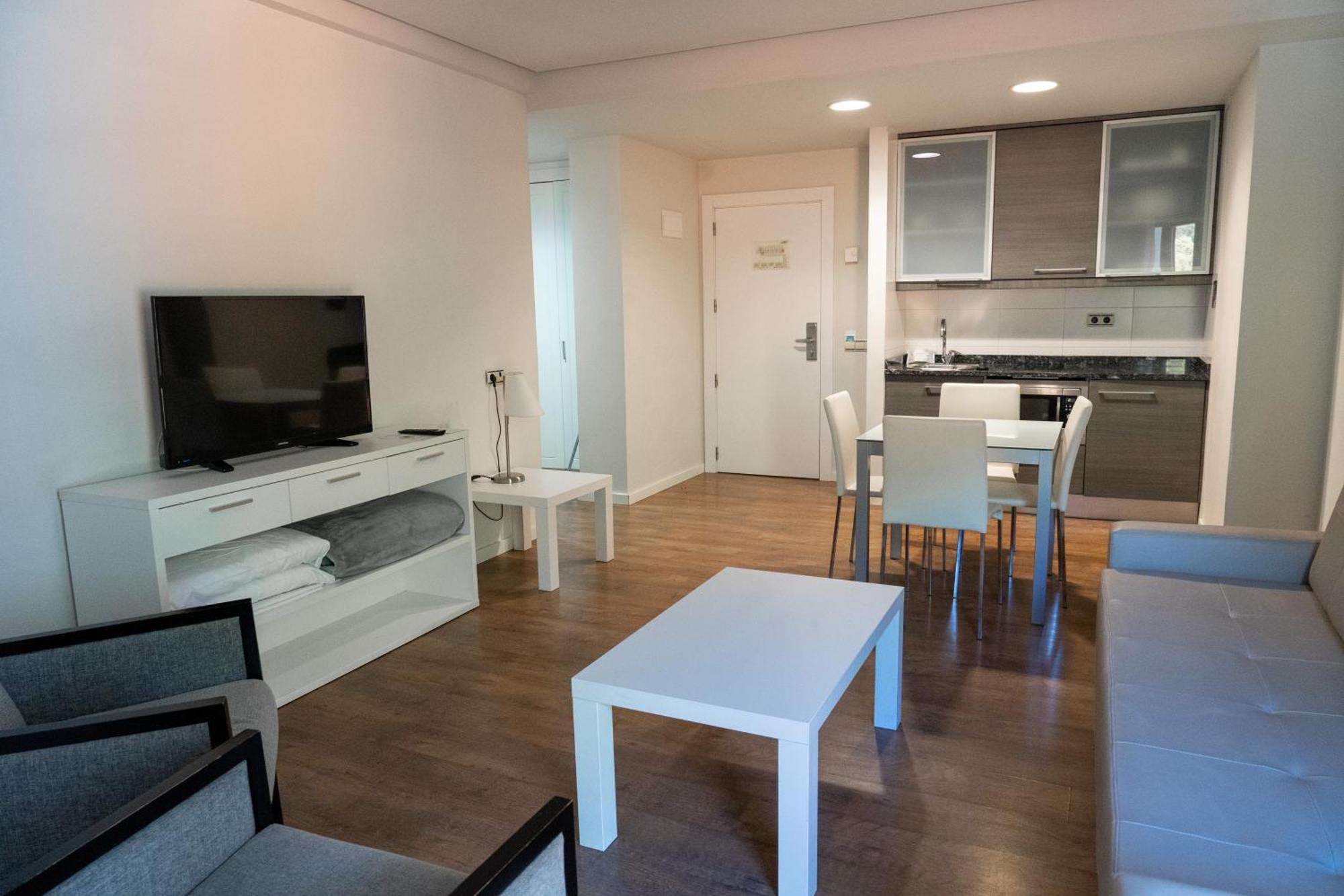 Hotel Y Apartamentos Snoe Isaba Εξωτερικό φωτογραφία