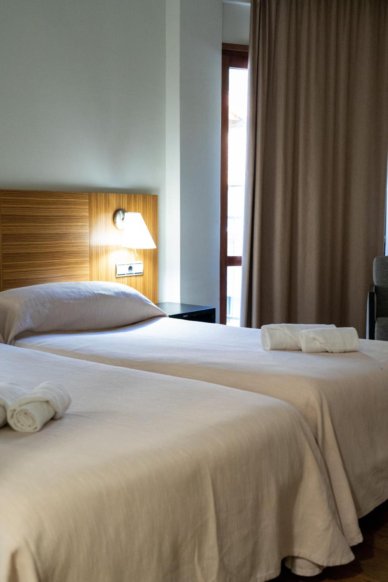 Hotel Y Apartamentos Snoe Isaba Εξωτερικό φωτογραφία